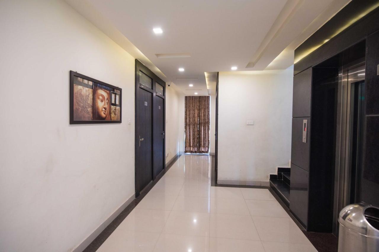 Hotel Mayur Palace ボーパール エクステリア 写真